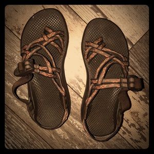Size 7 toe strap chacos!!!